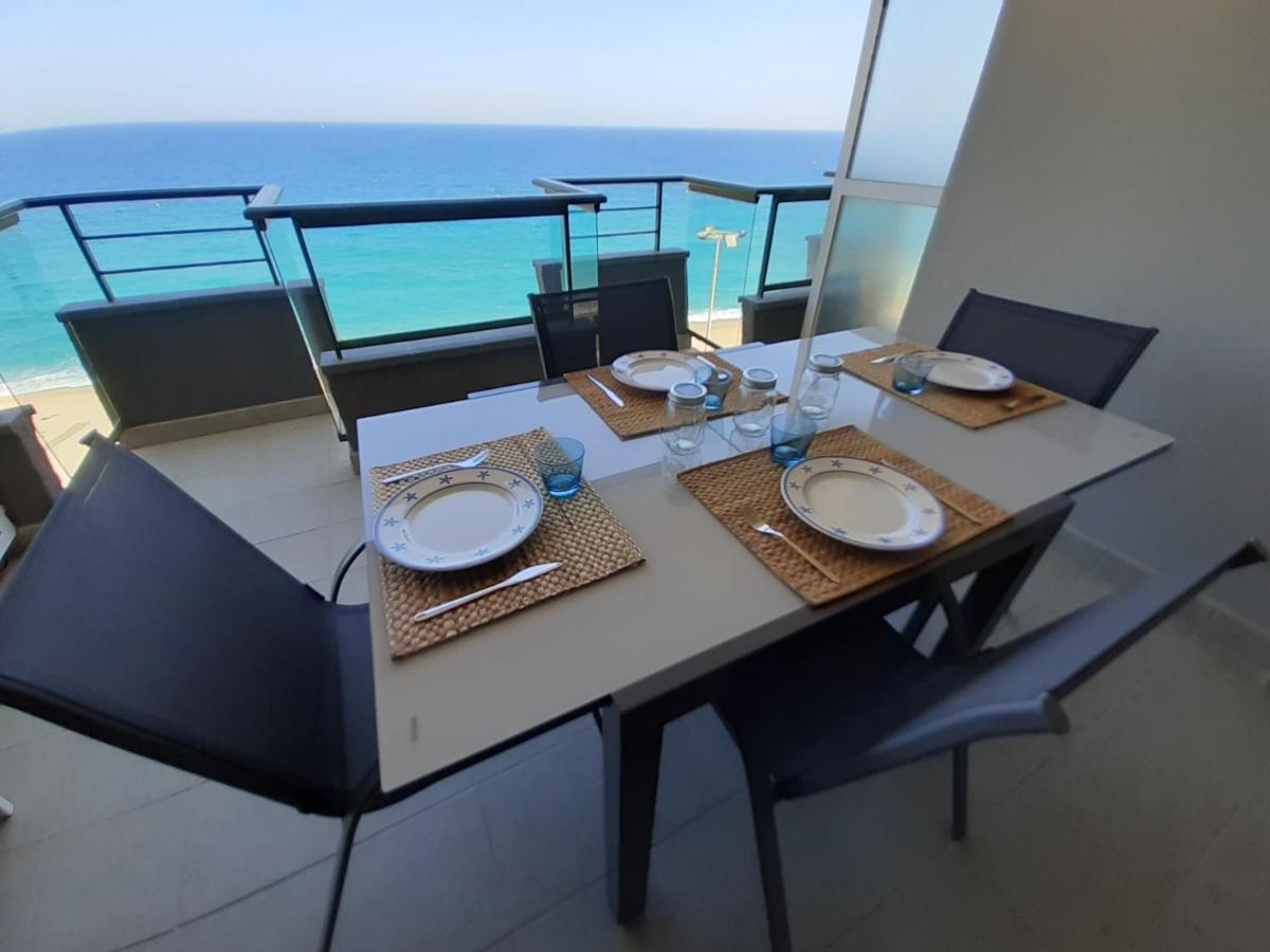Apartamento Vistas Mar Primera Linea Playa Platja d'Aro Esterno foto